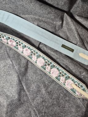 Embroidered Floral Bag Strap - Pink & Light Blue